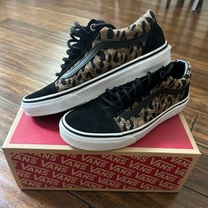 Women’s Old Skool Vans-Unisex